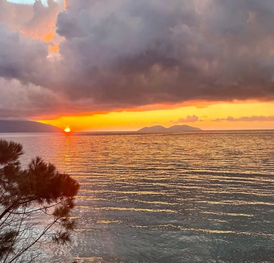 Hotel Lungomare Vlorë 3*,  Albania