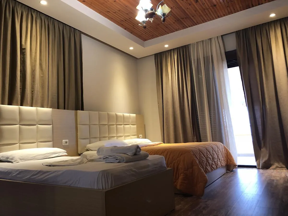Hotel Lungomare Vlorë 3*,