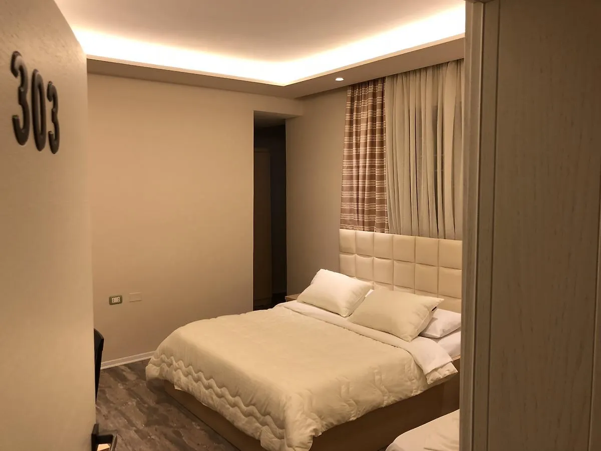 ***  Hotel Lungomare Wlora Albania
